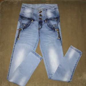 Butt Lifting Light Blue Colombian Jeans